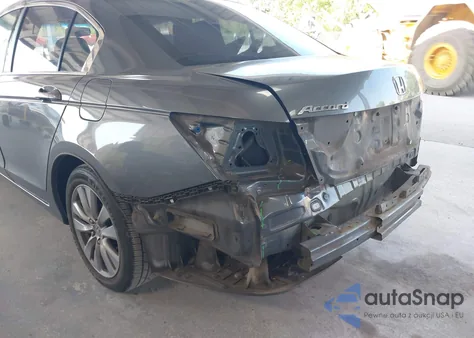 2011 Honda Accord 2.4 Ex-L z USA, uszkodzony, nr VIN 1HGCP2F87BA079196